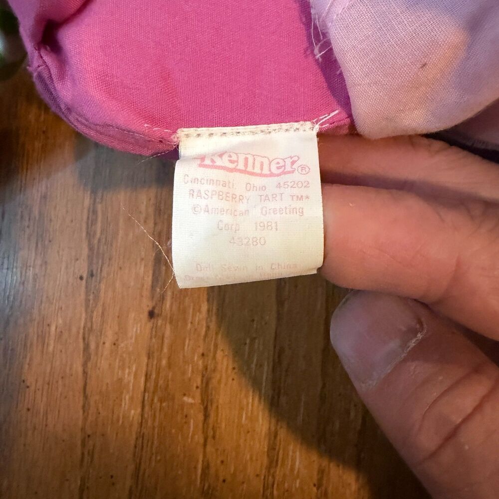 Vintage Strawberry Shortcake Raspberry Tart Doll 1981 Kenner Plush Rag Doll 15" - Picture 3 of 5